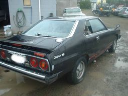 Nissan skyline cars directory #10