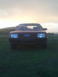 1985 Audi 100 Pictures