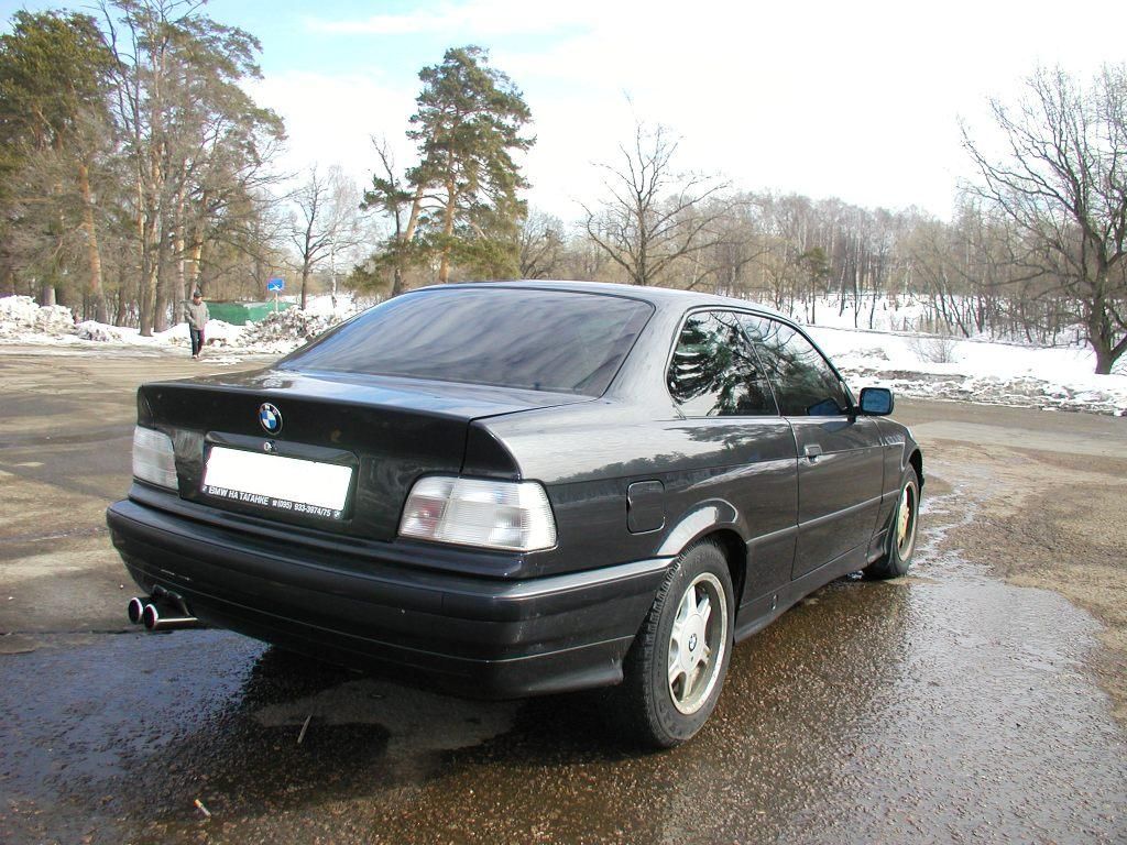 1992 Bmw 325i information