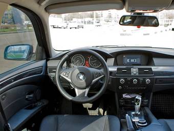 2008 BMW 5-Series Pics