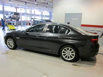 2011 BMW 5-Series Photos