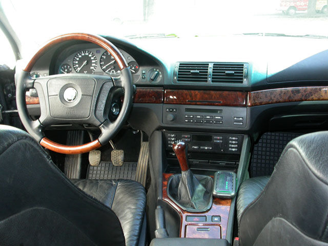 1996 BMW 520I