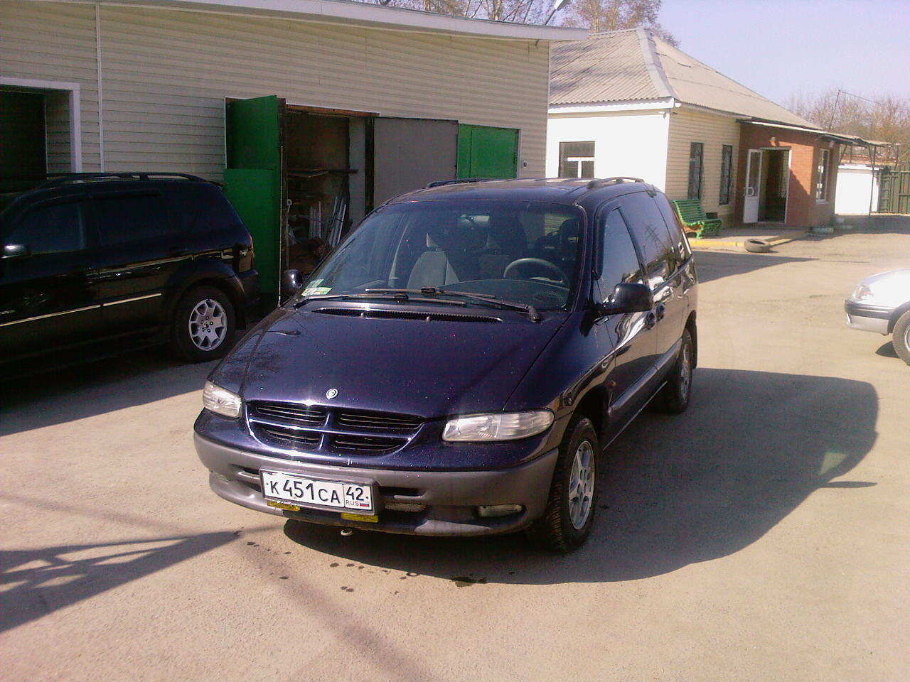 Chrysler voyager review 1998