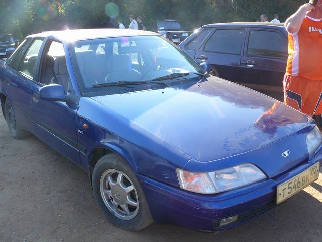 1996 Daewoo Espero Pictures