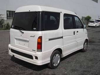 2003 Daihatsu ATRAI7 Pics