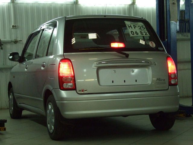 2002 Daihatsu Mira