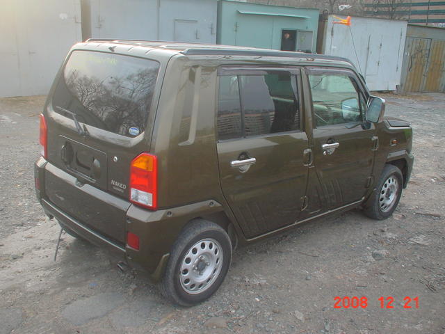 2004 Daihatsu Move - pictures, information and specs 