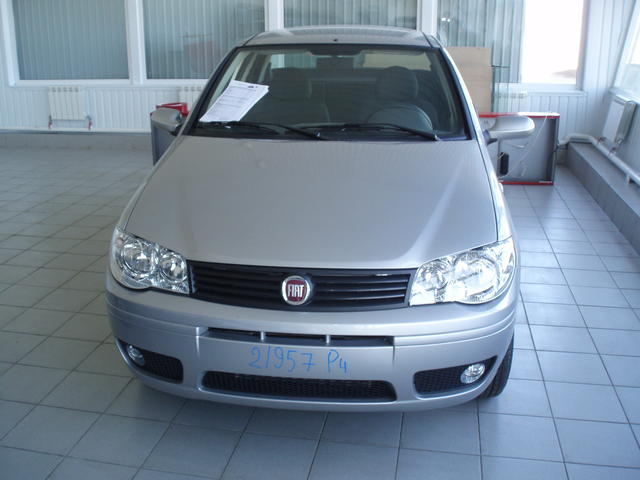 http://www.cars-directory.net/pics/fiat/albea/2009/fiat_albea_a1238117402b2575015_orig.jpg