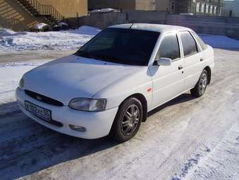 2000 Ford Escort For Sale