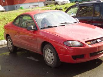 2003 Ford Escort Pictures