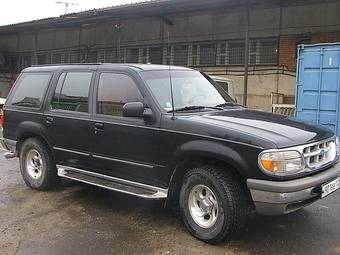 1995 Ford Explorer Pictures