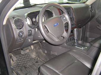 2007 Ford Explorer Pictures