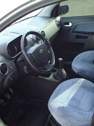 2004 Ford Fusion Pictures