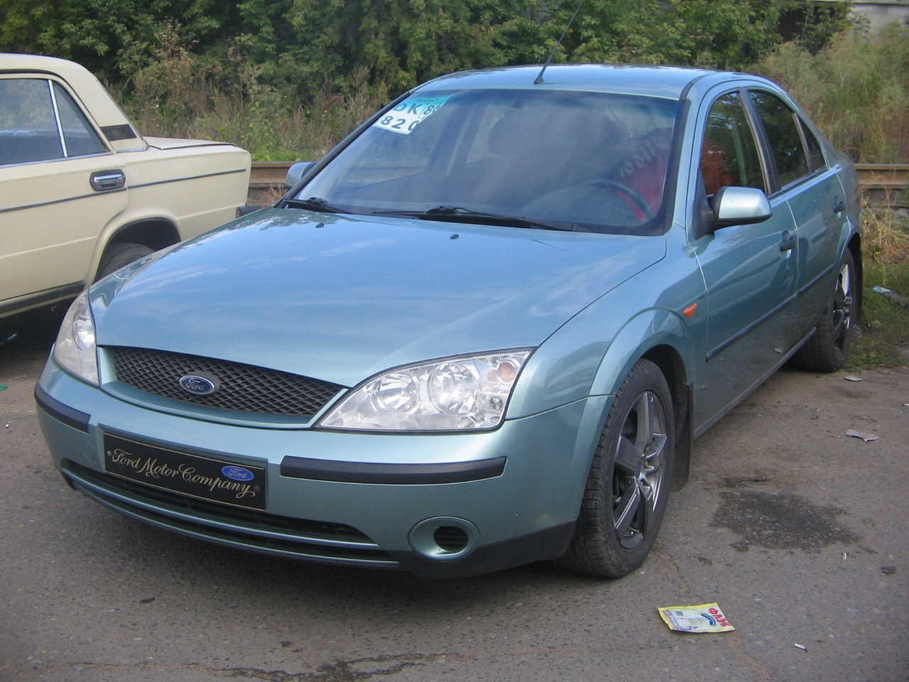 форд мондео 2001 
