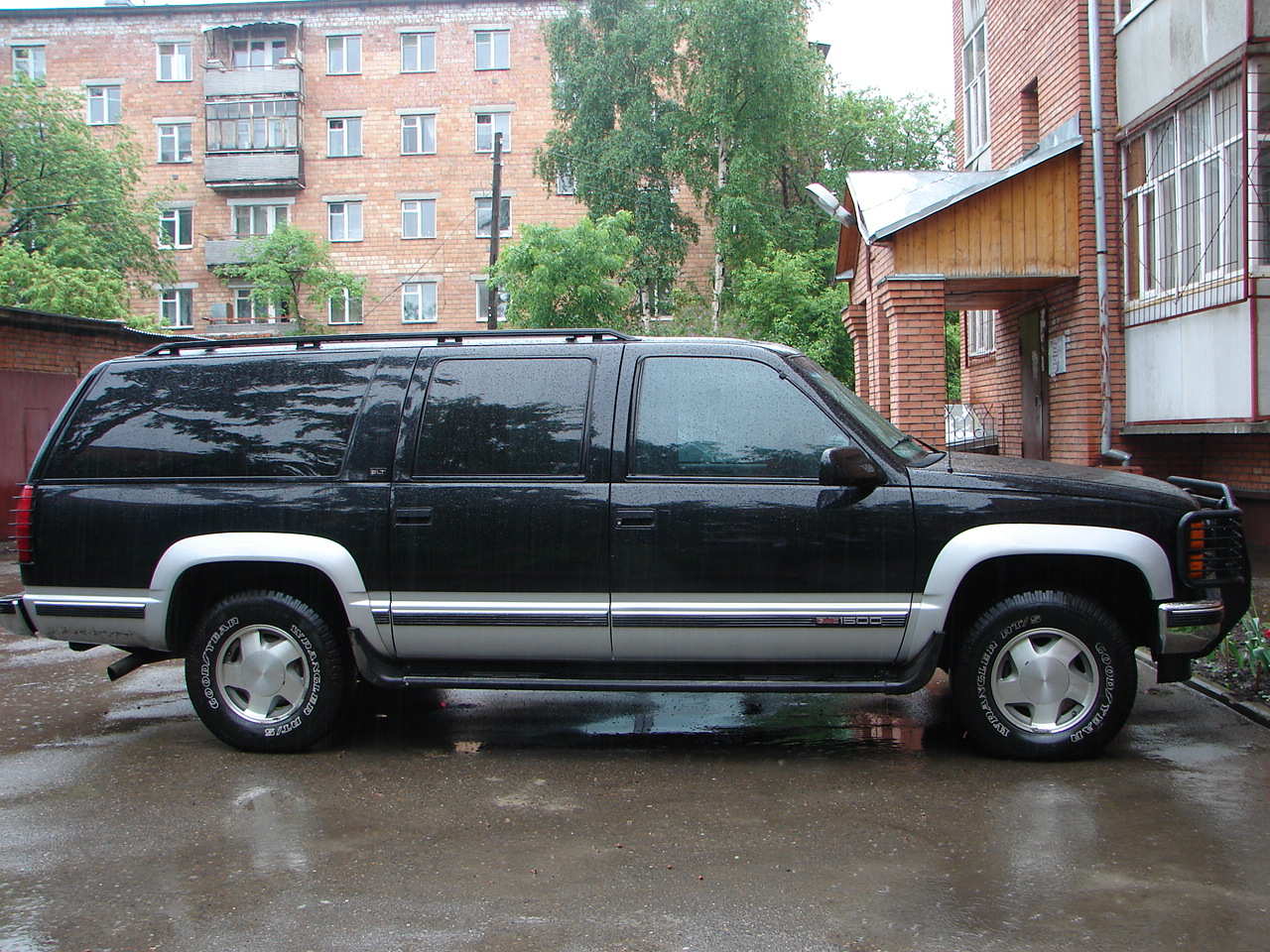 2004 GMC Suburban