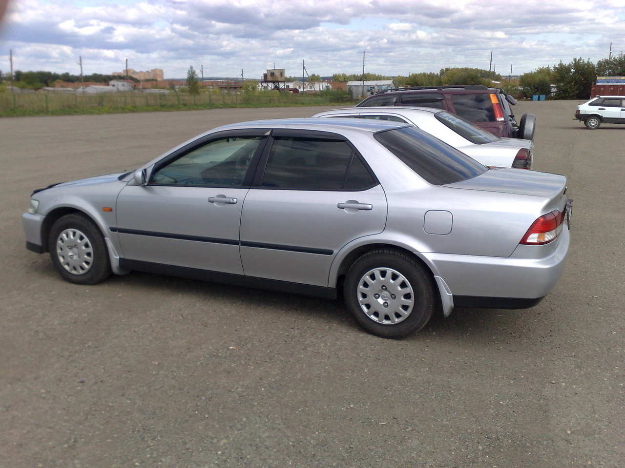 Picture of a 2000 honda accord #7