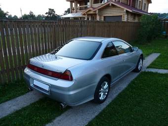 2002 Honda Accord Coupe Pictures