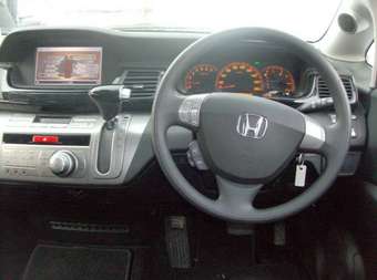 2004 Honda Edix Pictures