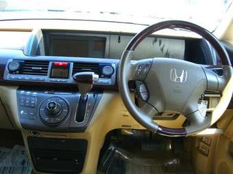 2005 Honda Elysion Pictures