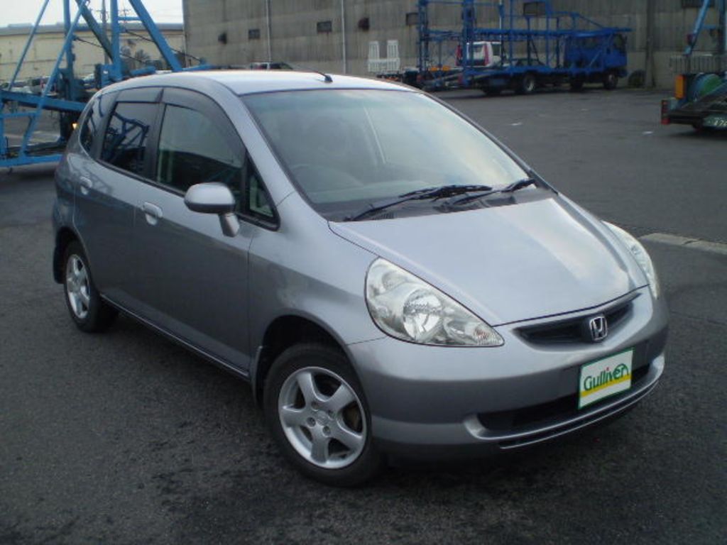 Honda fit 2004