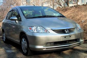 2004 Honda Fit Aria Pictures