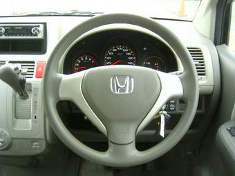 2006 Honda Mobilio Pictures