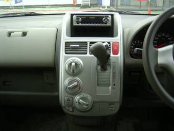 2006 Honda Mobilio Pics