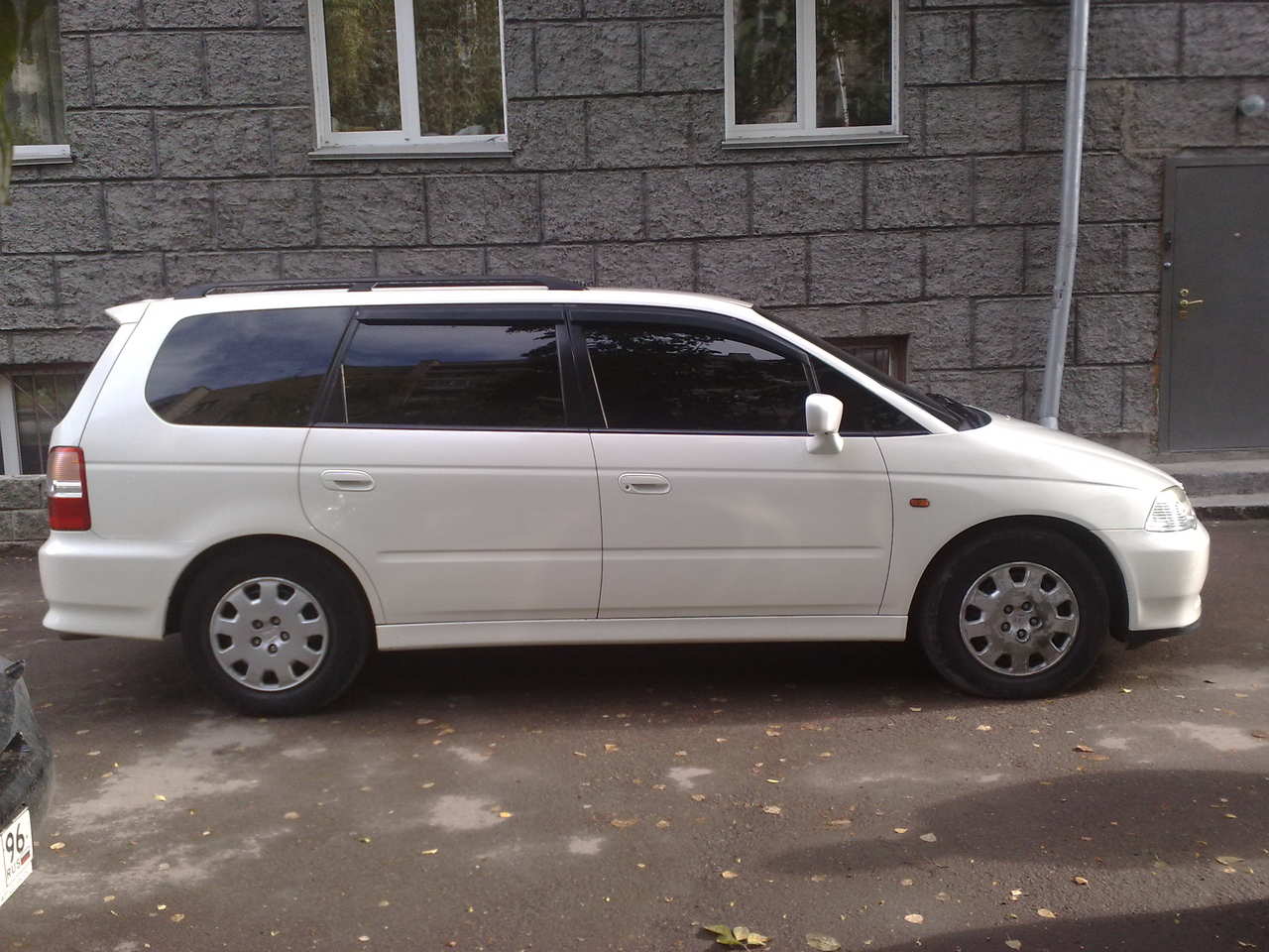2000 Honda odyssey fuel capacity
