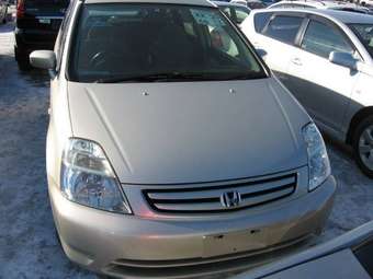 2003 Honda Stream Images