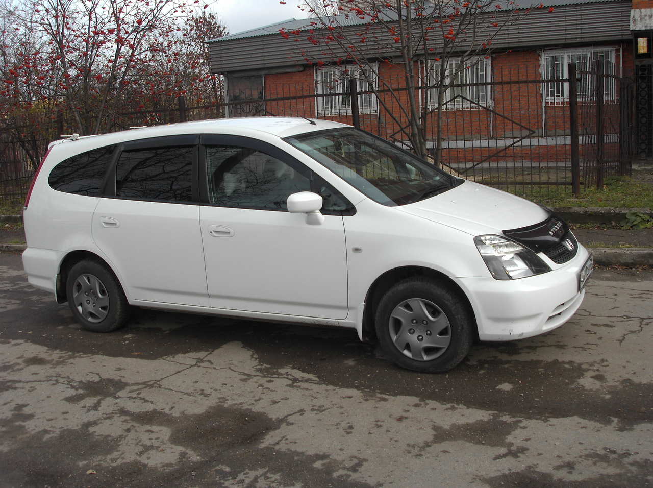2003 Honda stream pictures
