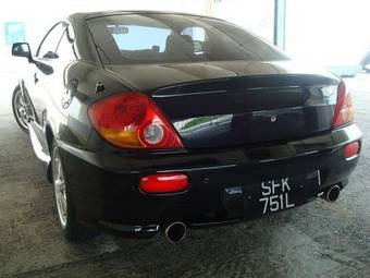 2004 Hyundai Coupe Pictures