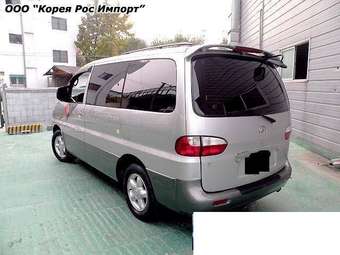 2002 Hyundai Starex Pictures