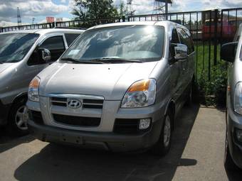 2005 Hyundai Starex