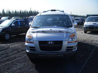2005 Hyundai Starex Pictures