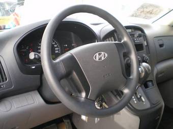2008 Hyundai Starex Pictures