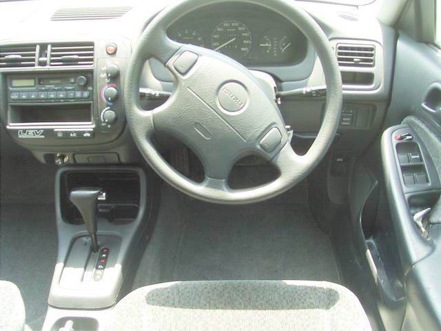 2000 Isuzu Gemini Photos