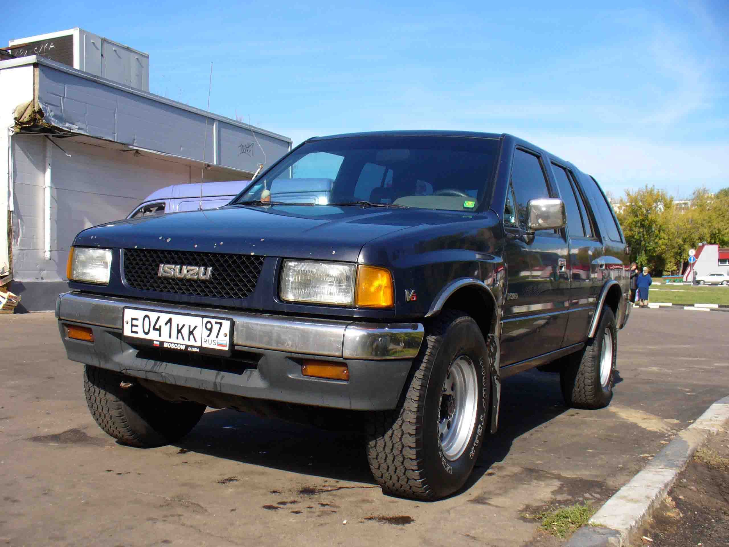 1992 Isuzu Rodeo Pictures, 3cc., Gasoline, Automatic For Sale