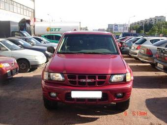 2002 Isuzu Rodeo Pictures