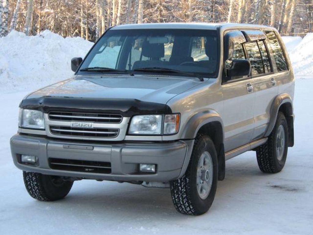 isuzu trooper 2002 