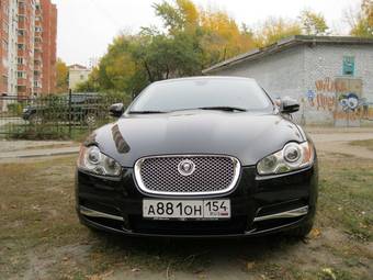 2011 Jaguar XF Pictures