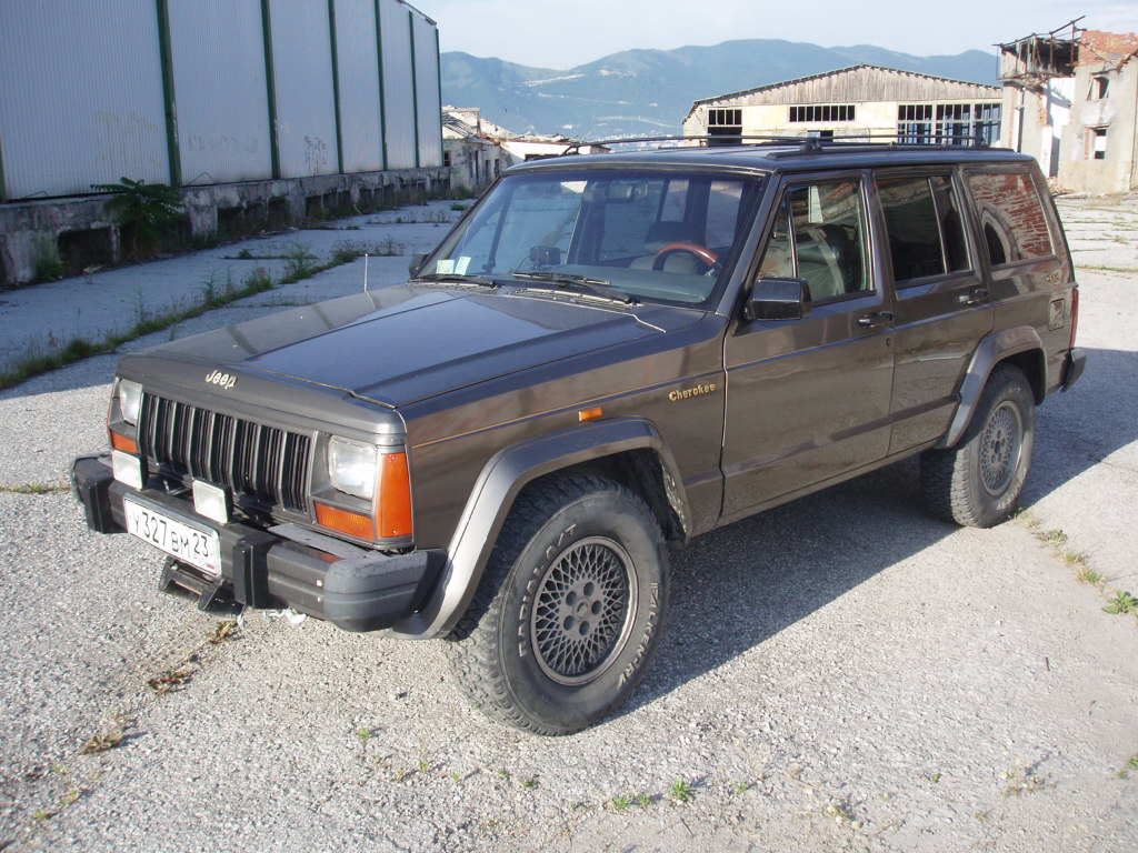 1989 Jeep grand cheroke #4