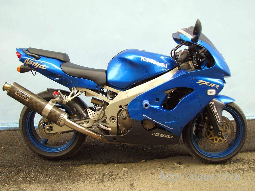 Kawasaki ZX-9R 900 cm³ 1999 - Vesanto - Motorcycle - Nettimoto