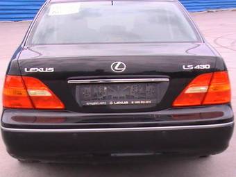 2001 Lexus LS430 Photos