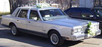 1986 Lincoln Town Car Pictures