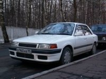 1990 Mazda 323F