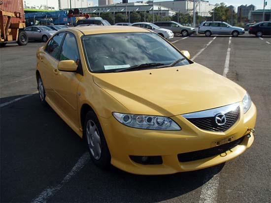 2002 Mazda Atenza Images