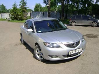 2003 Mazda Axela Photos