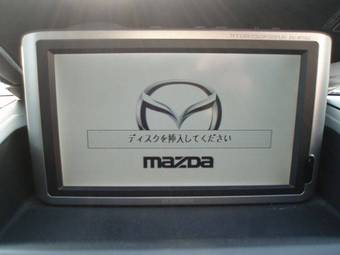 2005 Mazda Axela Photos