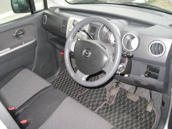 2005 Mazda AZ-Wagon Pictures