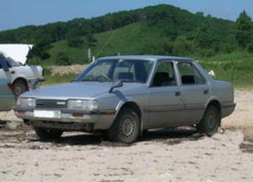 1984 Mazda Capella
